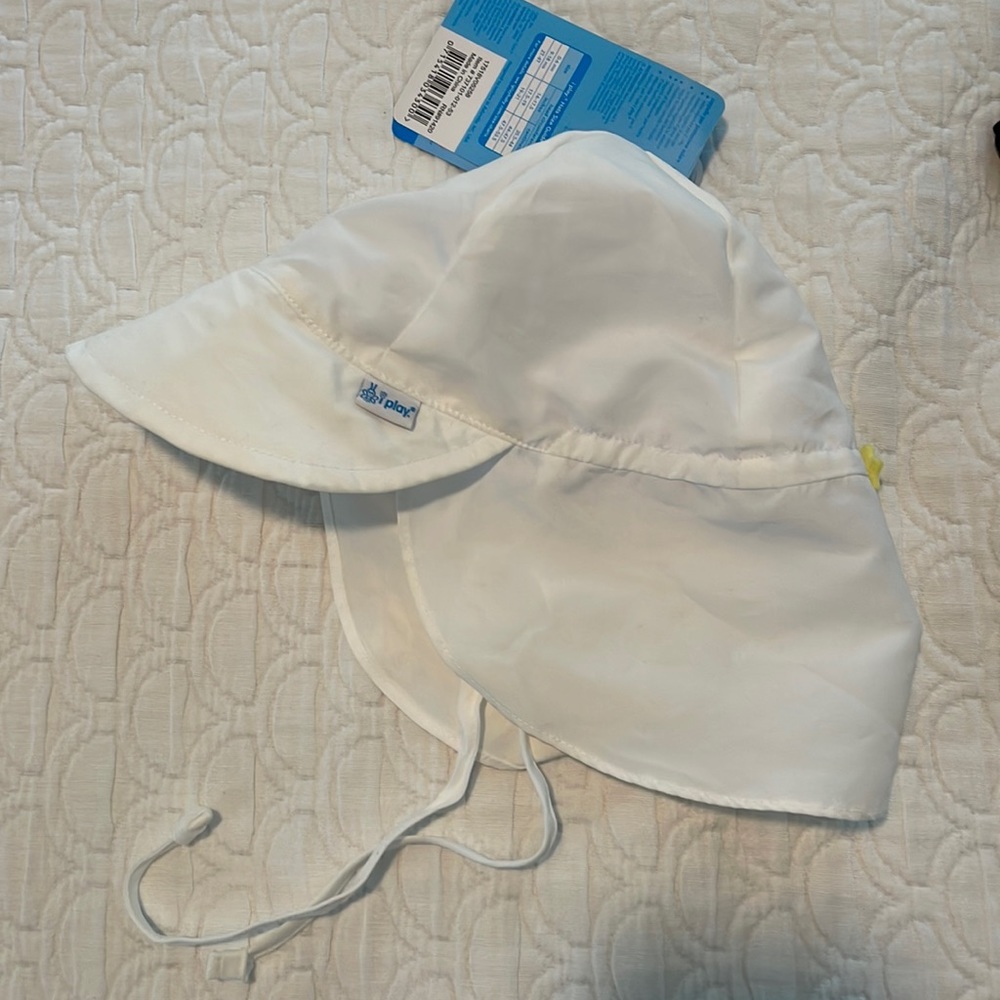 NWT iPlay sun hat size 2-4